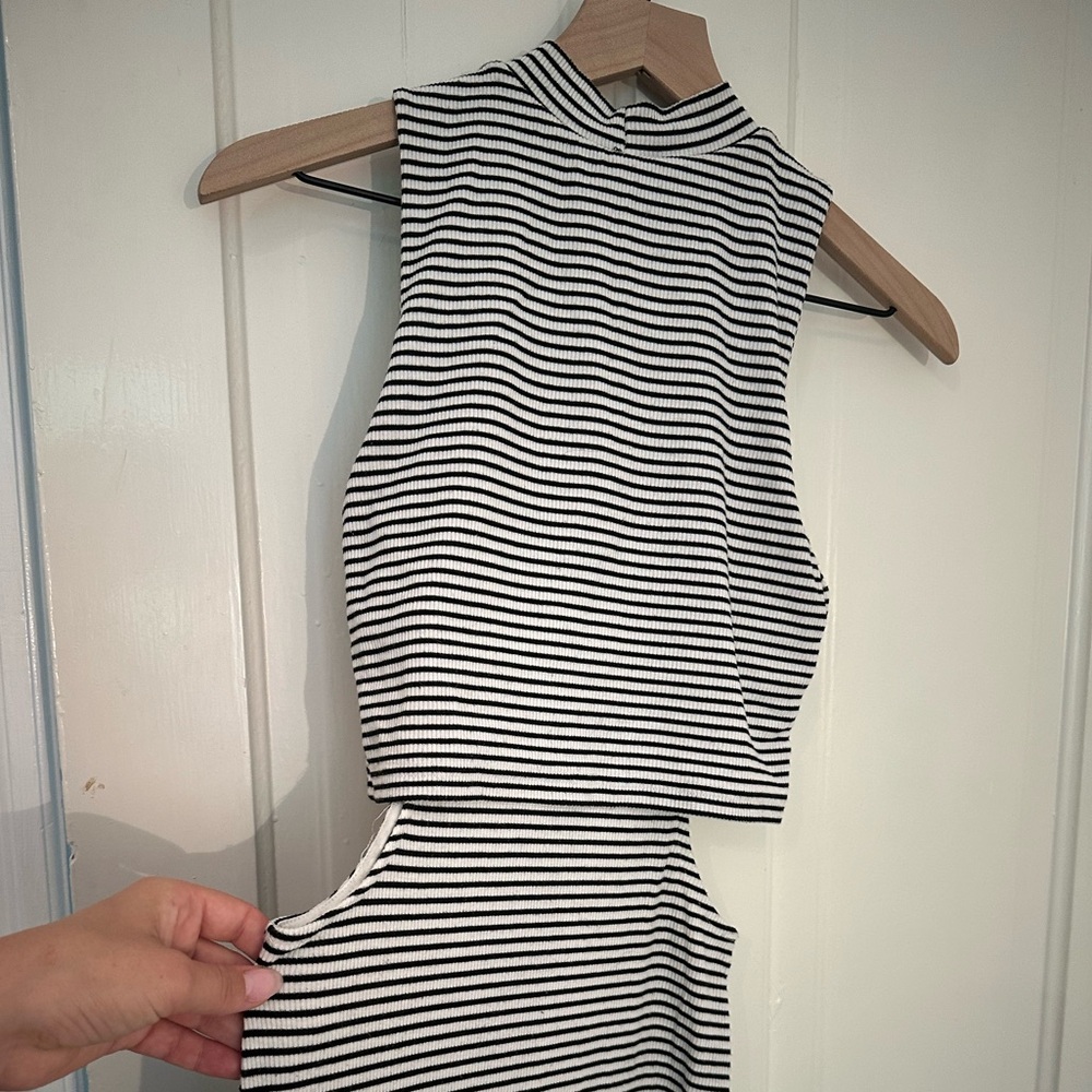 Worn a couple of times - does not fit my chest (big mom boobs)